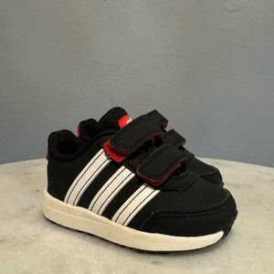 adidas Toddler Black Sneakers with White Stripes and Red Trim size 3K Velcro